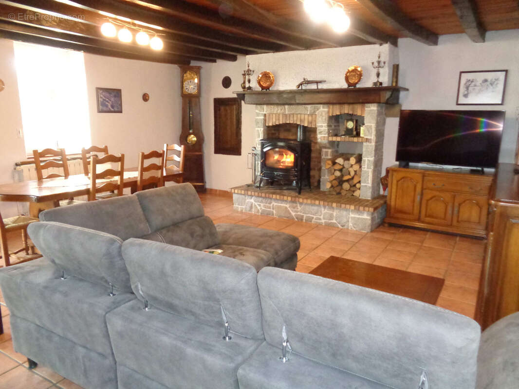 Maison à SAINT-BENIN-D'AZY