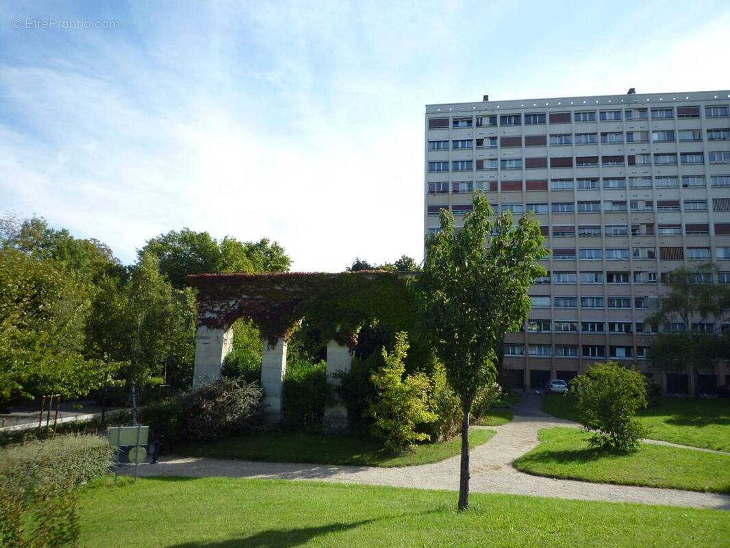 Appartement à MAISONS-ALFORT