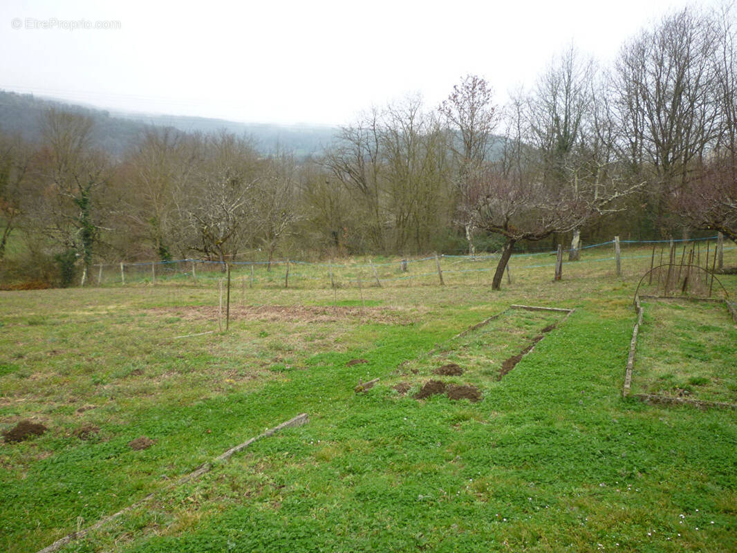 Terrain à CAPDENAC-GARE