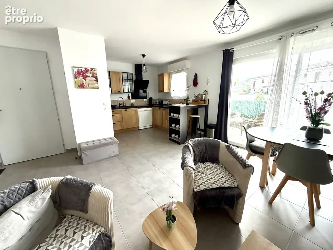 appartement T3 - photo 6