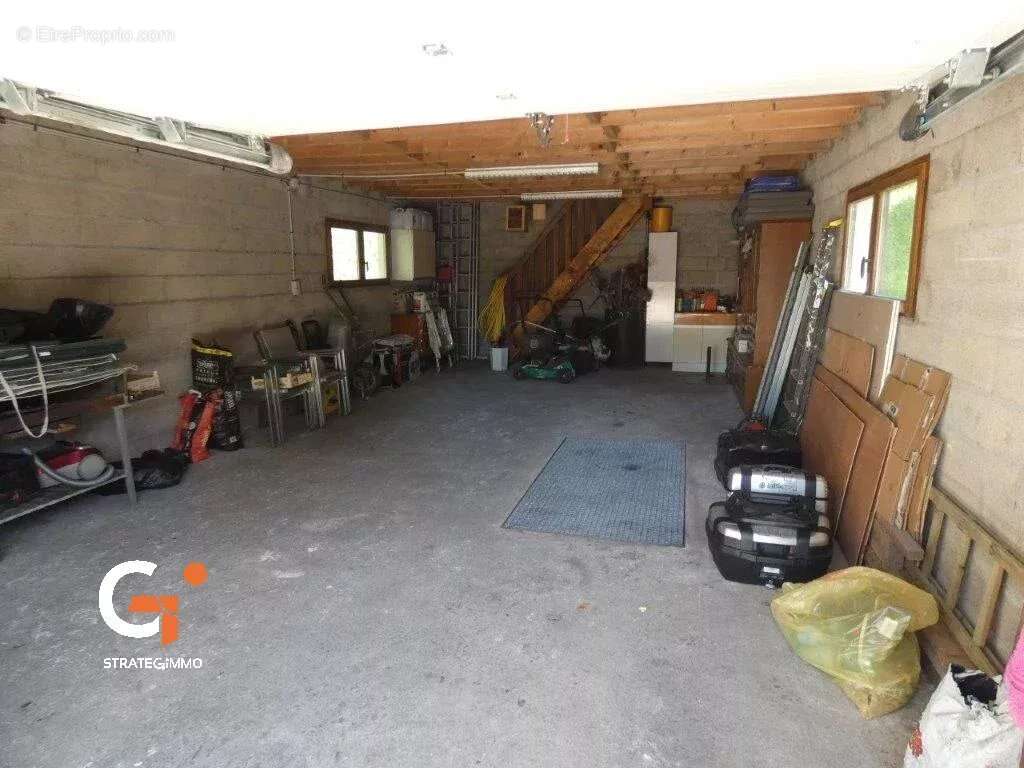 Maison à SAINT-OUEN-DE-THOUBERVILLE