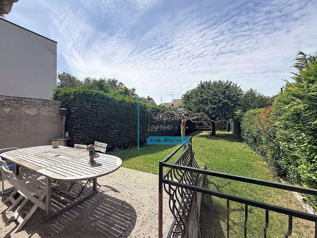 Maison à SUCY-EN-BRIE