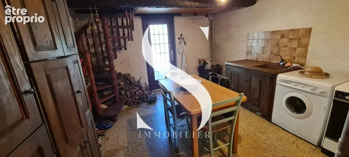 Charmant appartement de village 2 pièces avec cheminée à vendre - photo 2