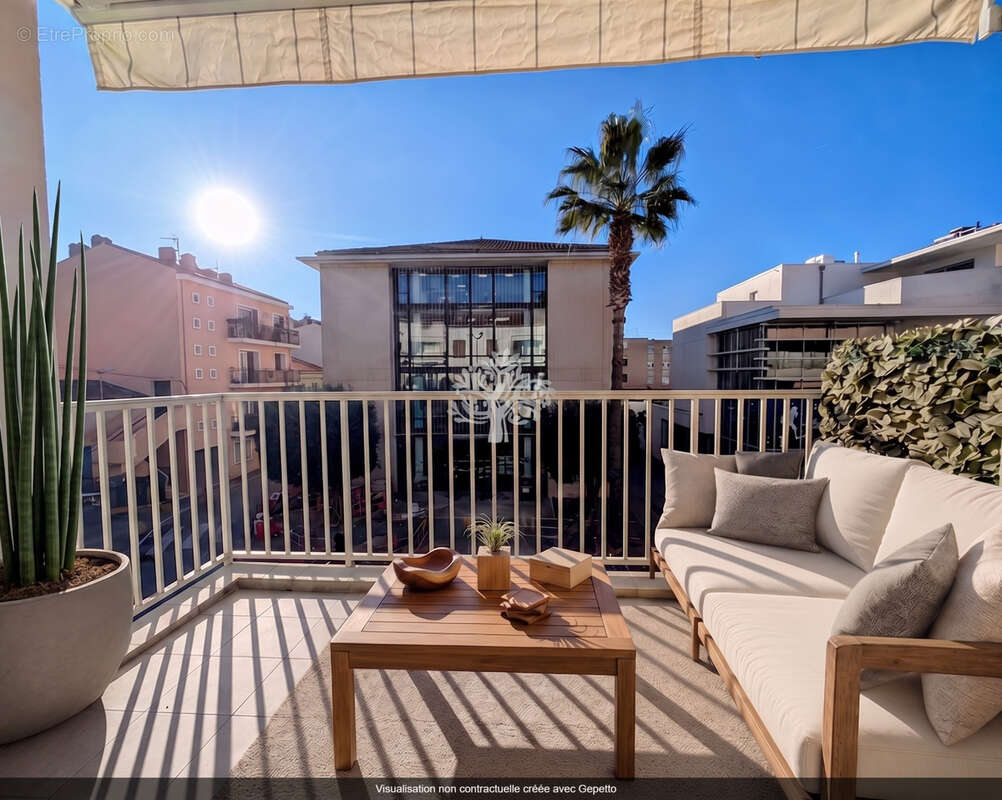 Appartement à SANARY-SUR-MER