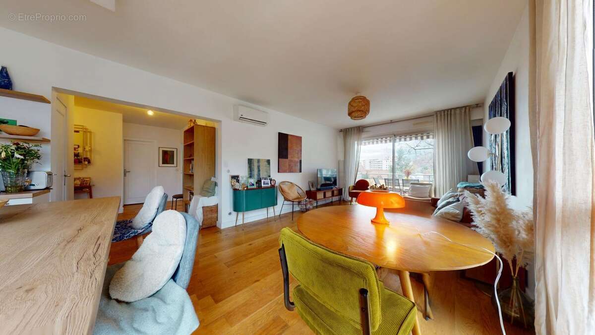 Appartement à LYON-5E