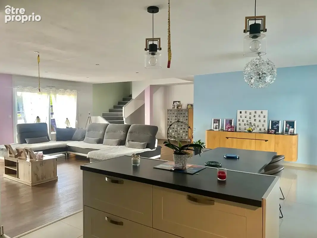 MAISON 207 M2 4 chambres dont une au RDC Piscine - photo 4