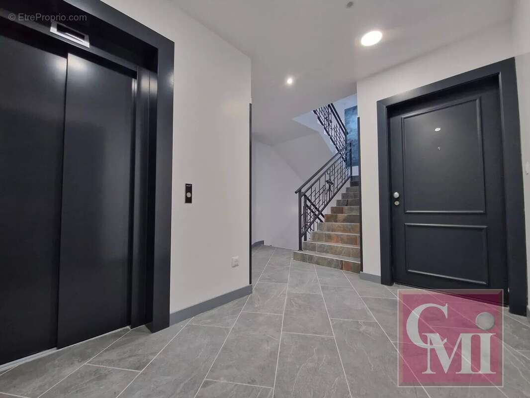 Appartement à BREUILLET