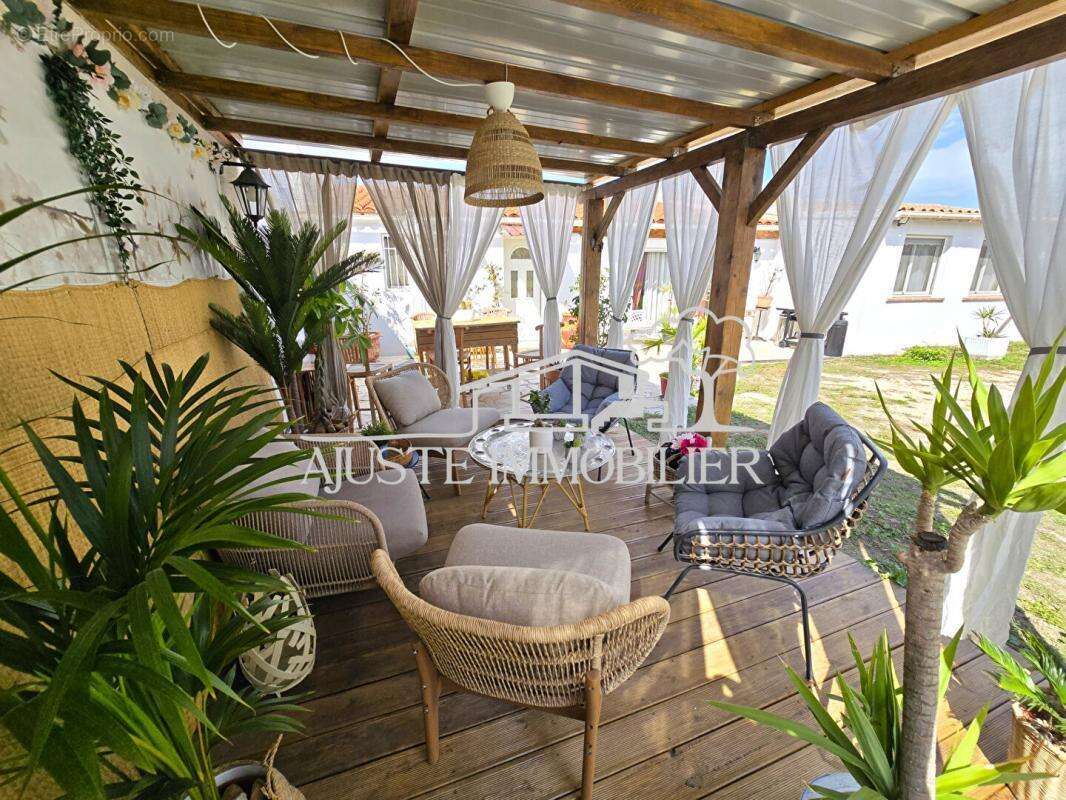 Maison à SAINT-VICTORET