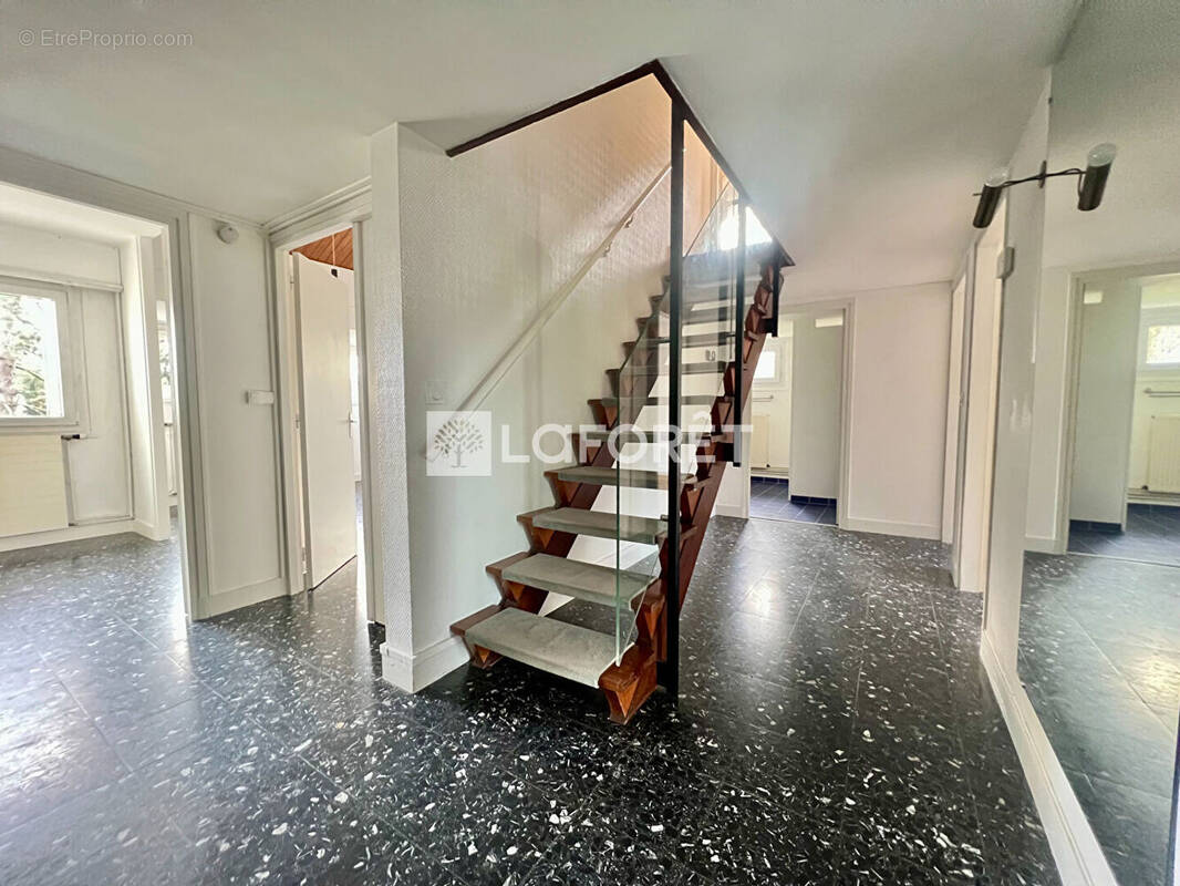 Appartement à BOIS-GUILLAUME