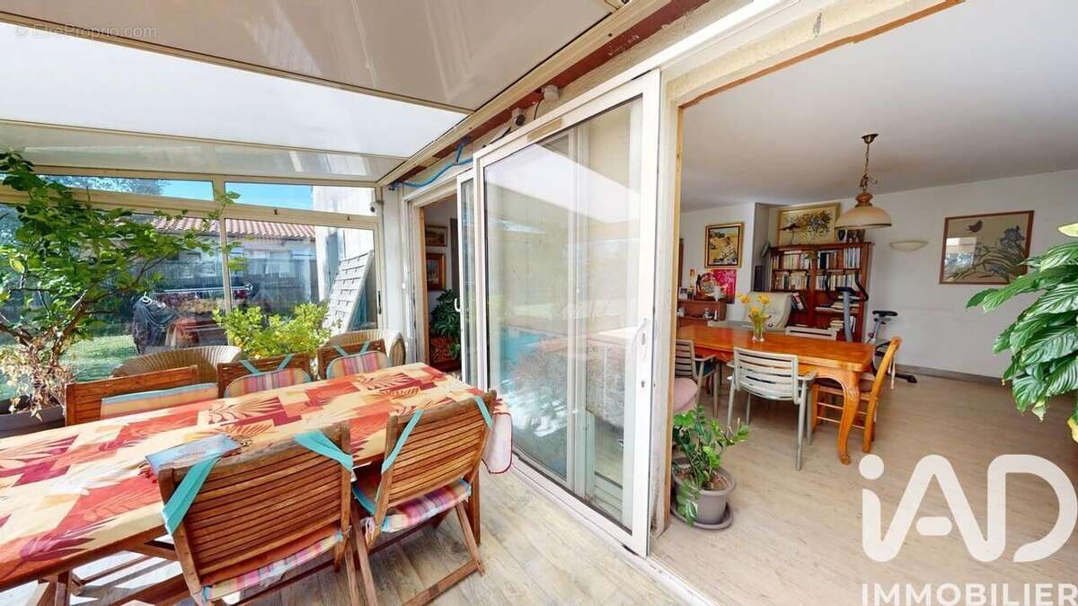 Maison 103 m² à Echillais  - photo 4
