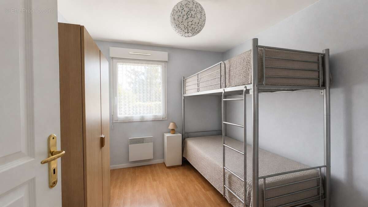 Appartement à vendre 4 pièces VANNES (56) avec deux garages - photo 9