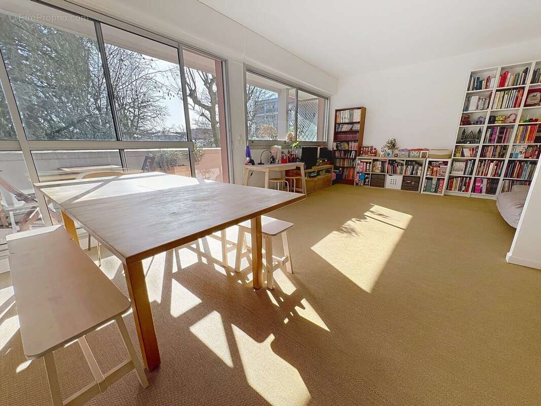 Appartement à GARCHES