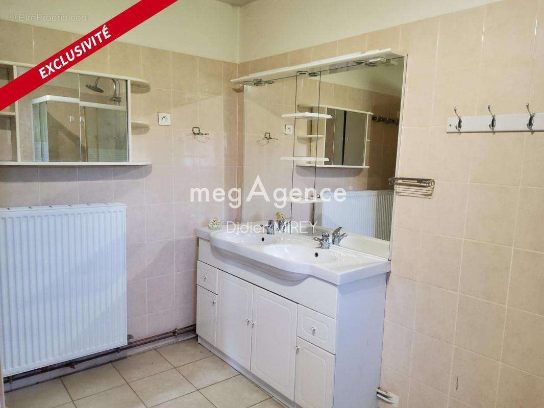 Propriété 10 pièces avec dépendances, grand terrain - photo 8