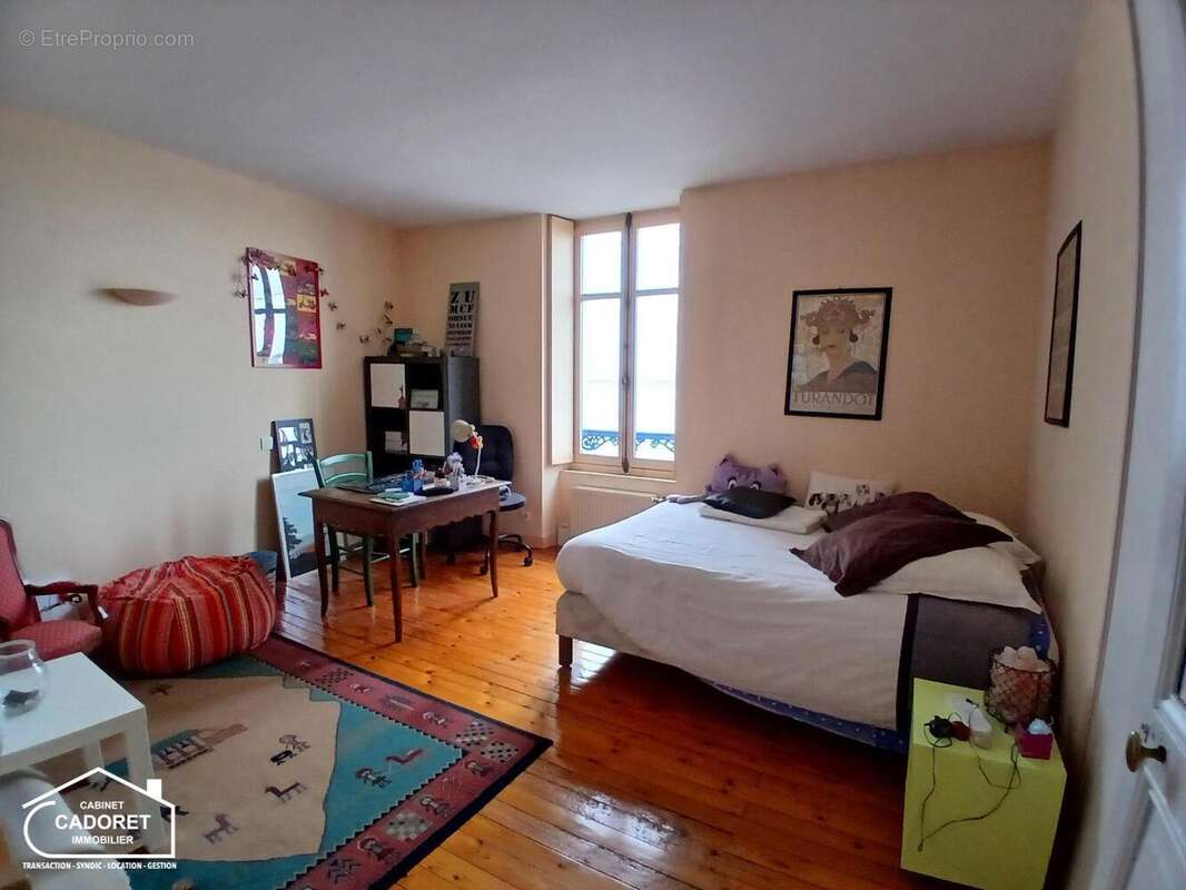   - Maison à PAIMBOEUF