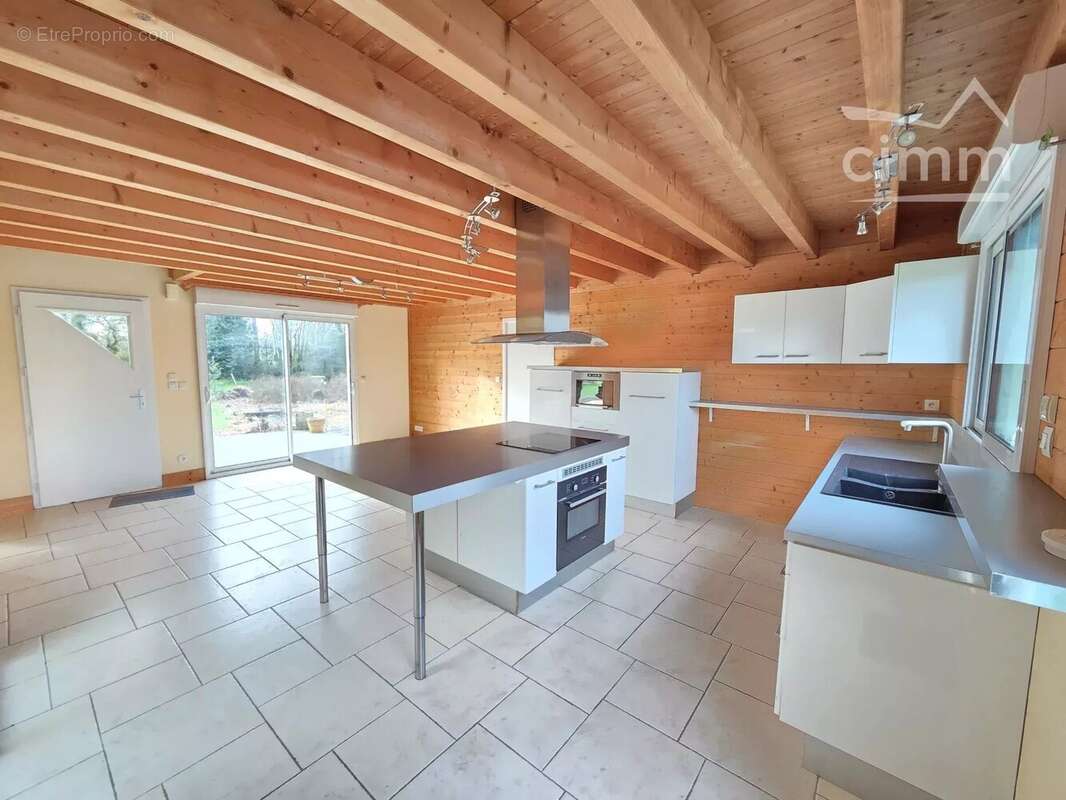 Maison à NORT-SUR-ERDRE