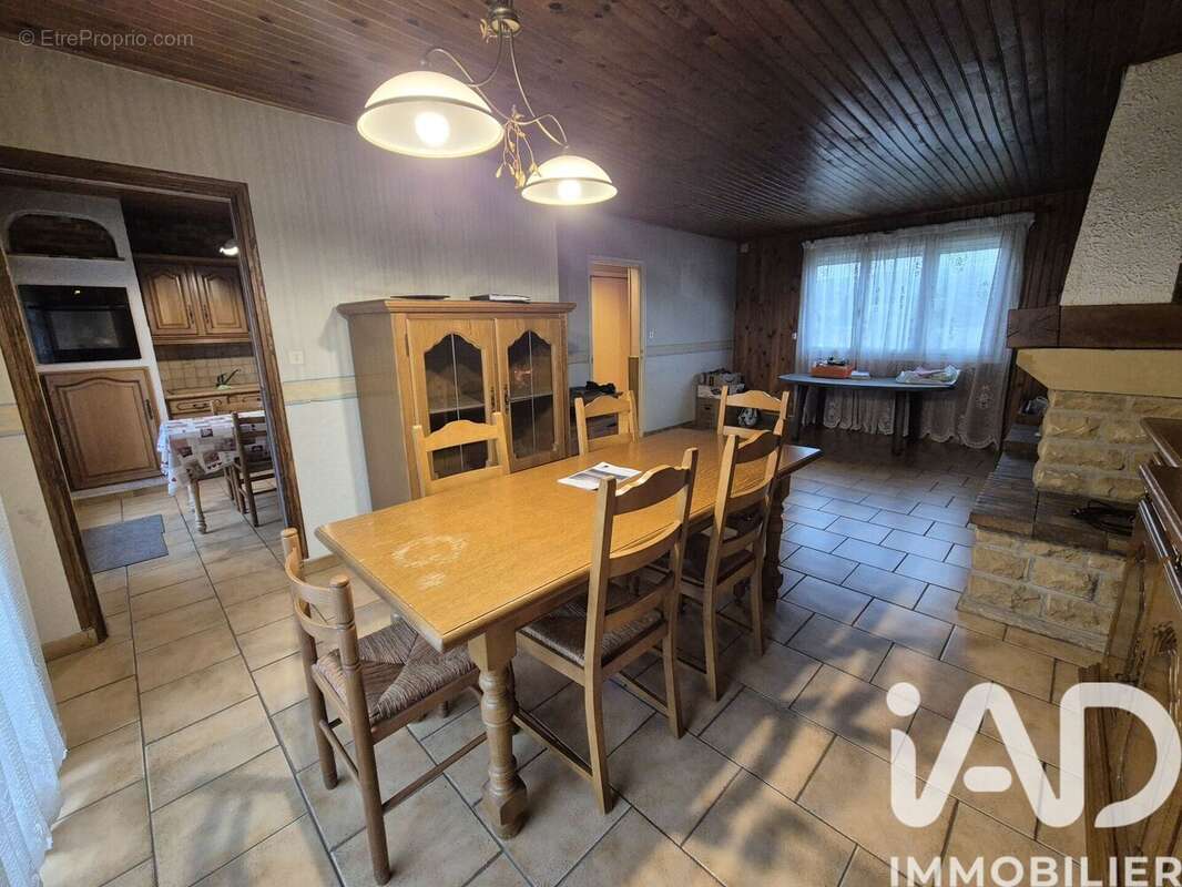 Photo 5 - Maison à ANGECOURT