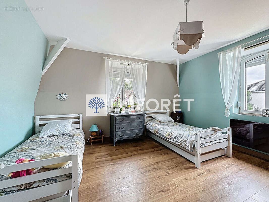 Maison à LE MESNIL-ESNARD