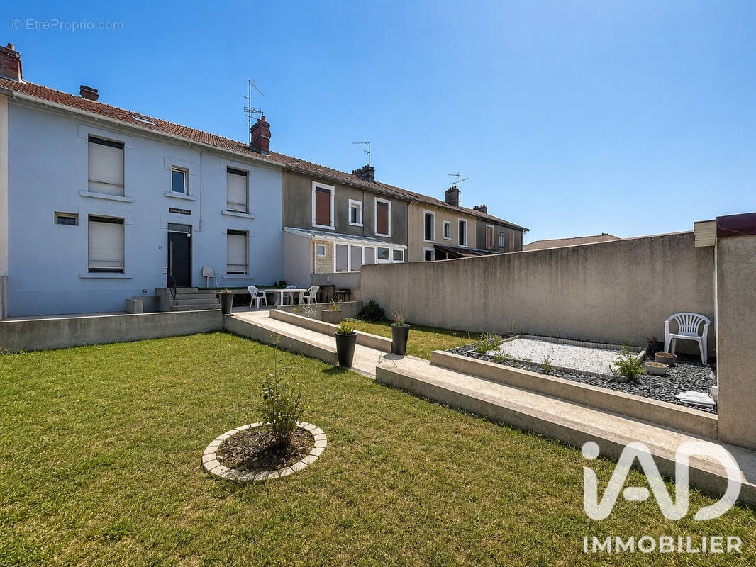 Photo 1 - Maison à PIENNES
