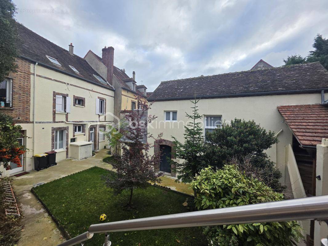 Appartement à SENS
