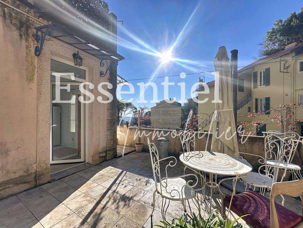 Appartement à GRASSE