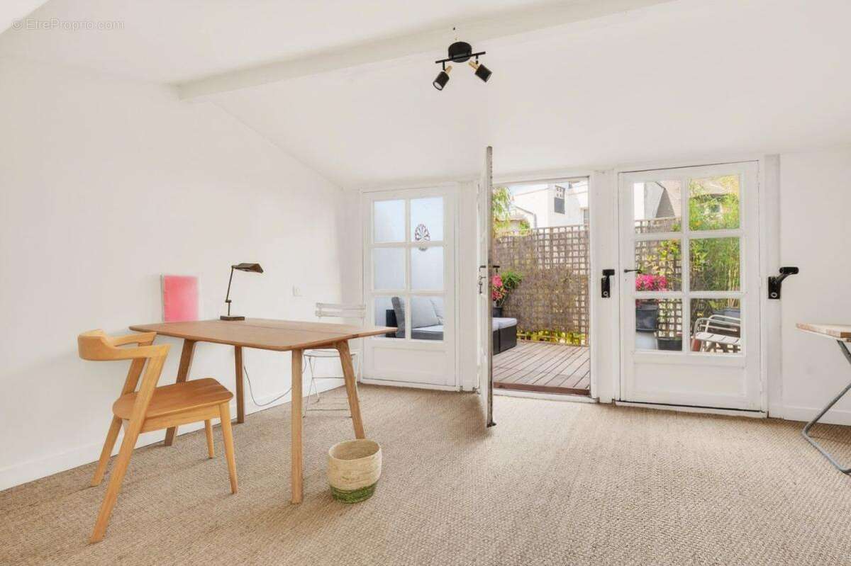 Maison à PARIS-5E