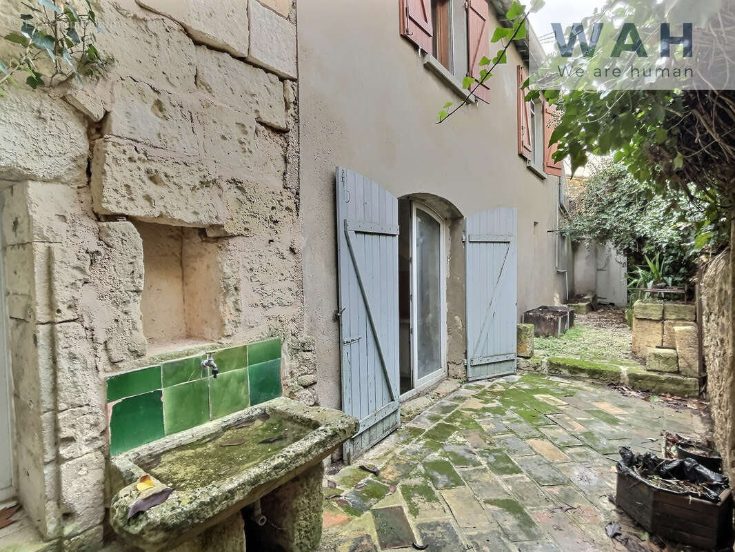 Maison de village avec extérieur au cœur Saint-Brès - photo 24