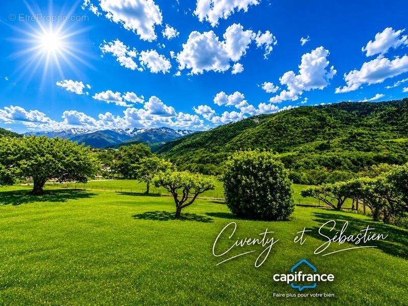 Terrain à LA CHAPELLE-BLANCHE