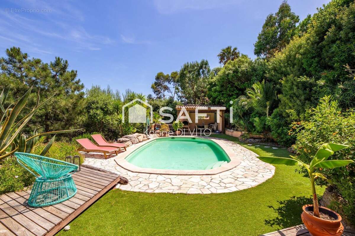 Photo 5 - Maison à ROQUEBRUNE-SUR-ARGENS