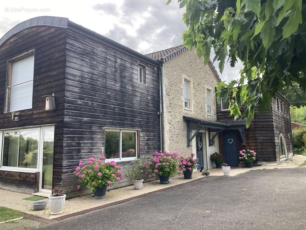 Maison à MONFLANQUIN