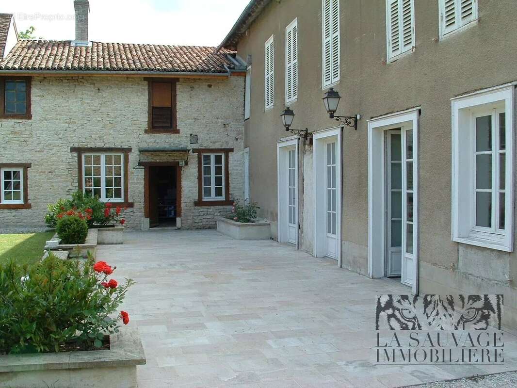 Maison à DIENVILLE