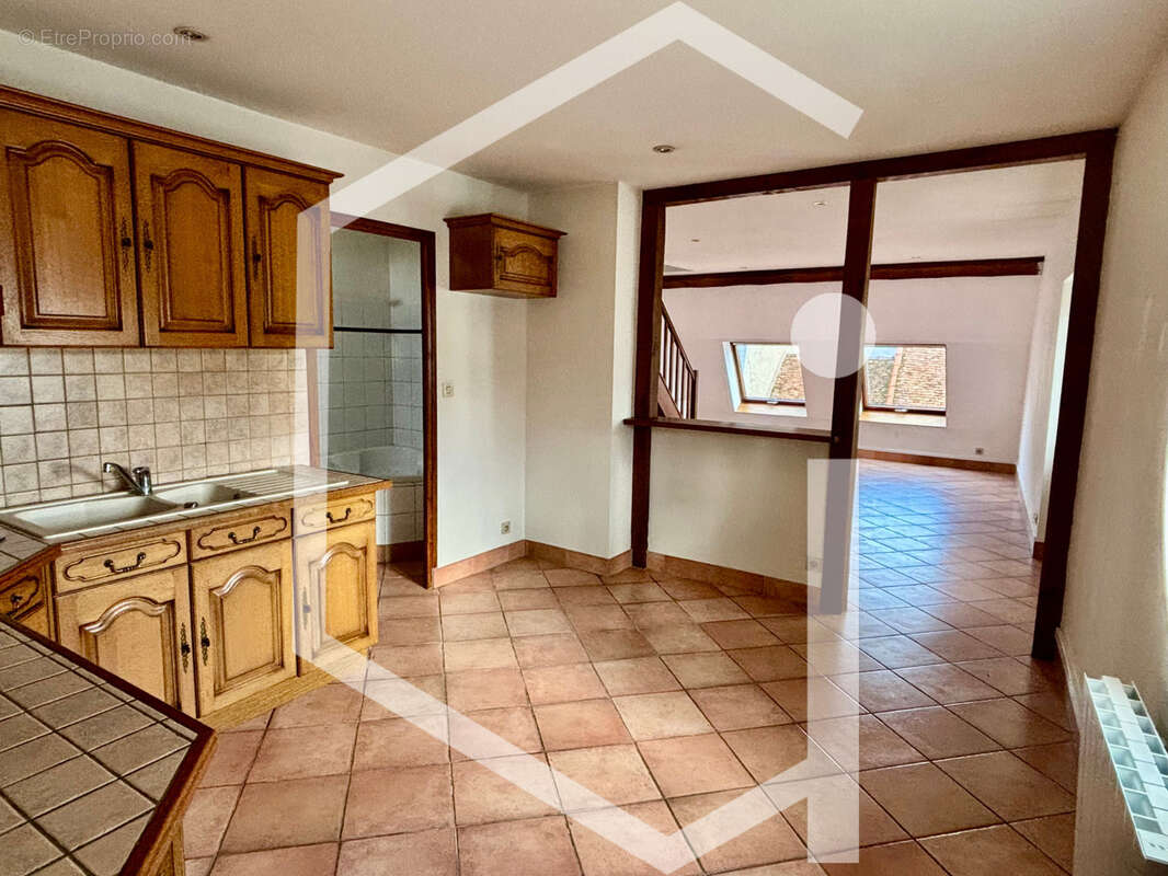 Appartement à COSNE-COURS-SUR-LOIRE