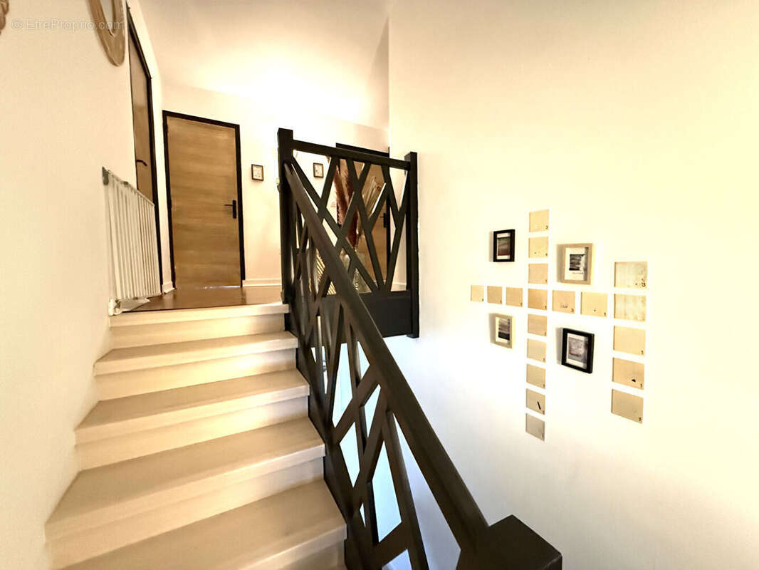 Maison à LONS-LE-SAUNIER