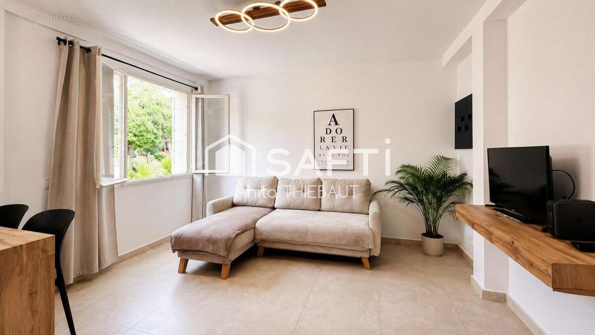 Photo 3 - Appartement à SAINT-RAPHAEL