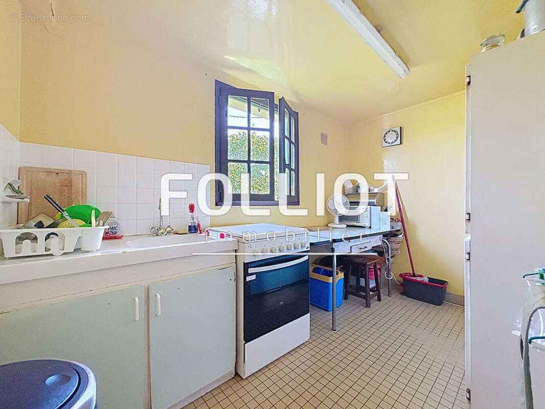 A VENDRE Maison à Condé sur Vire - 50890 - photo 11