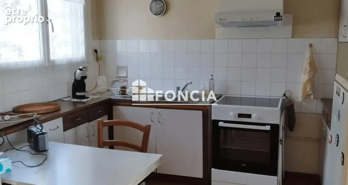 Plain pied  4 chambres proche centre ville - photo 6