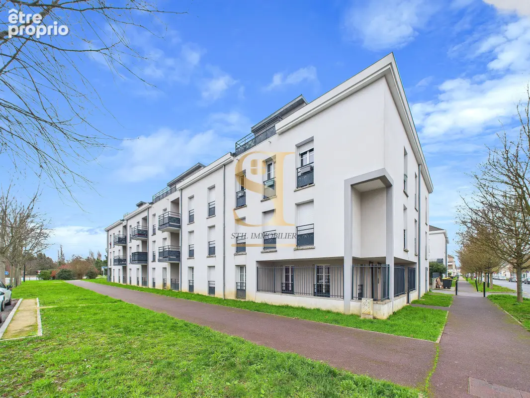 Appartement 63 m² à Saint-Pierre-Du-Perray  - photo 2