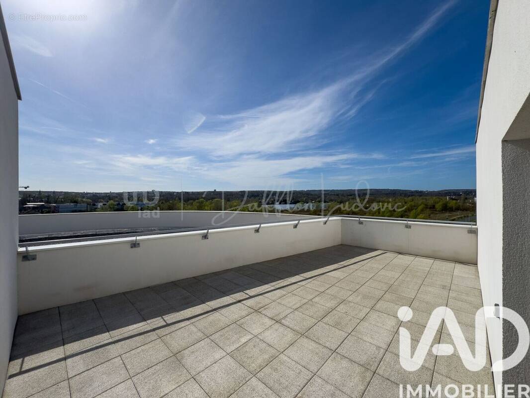 Photo 1 - Appartement à CARRIERES-SOUS-POISSY
