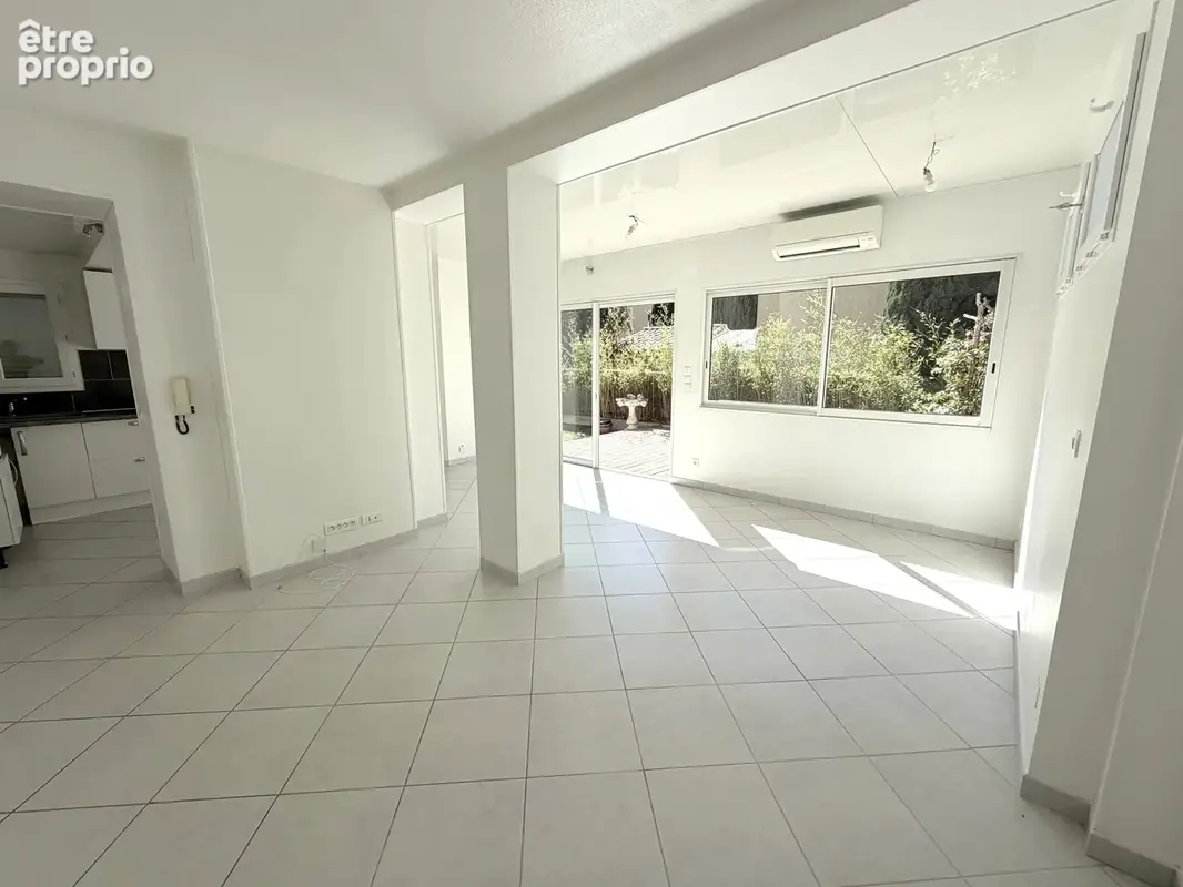 Appartement 3 pièces 65 m² à vendre à La Ciotat (13600) - photo 4