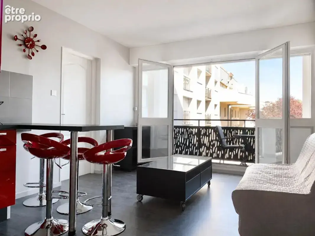 54000 nancy – appartement 38 m2 - balcon - parking - ascenseur - photo 2