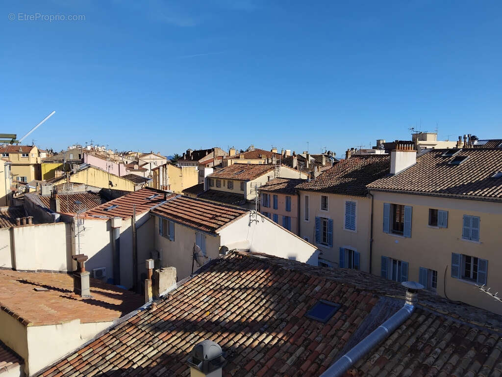 T2/3  dernier etage vue degagee sud - photo 4