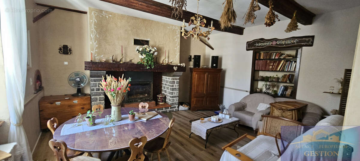 Maison à LAMARQUE-PONTACQ