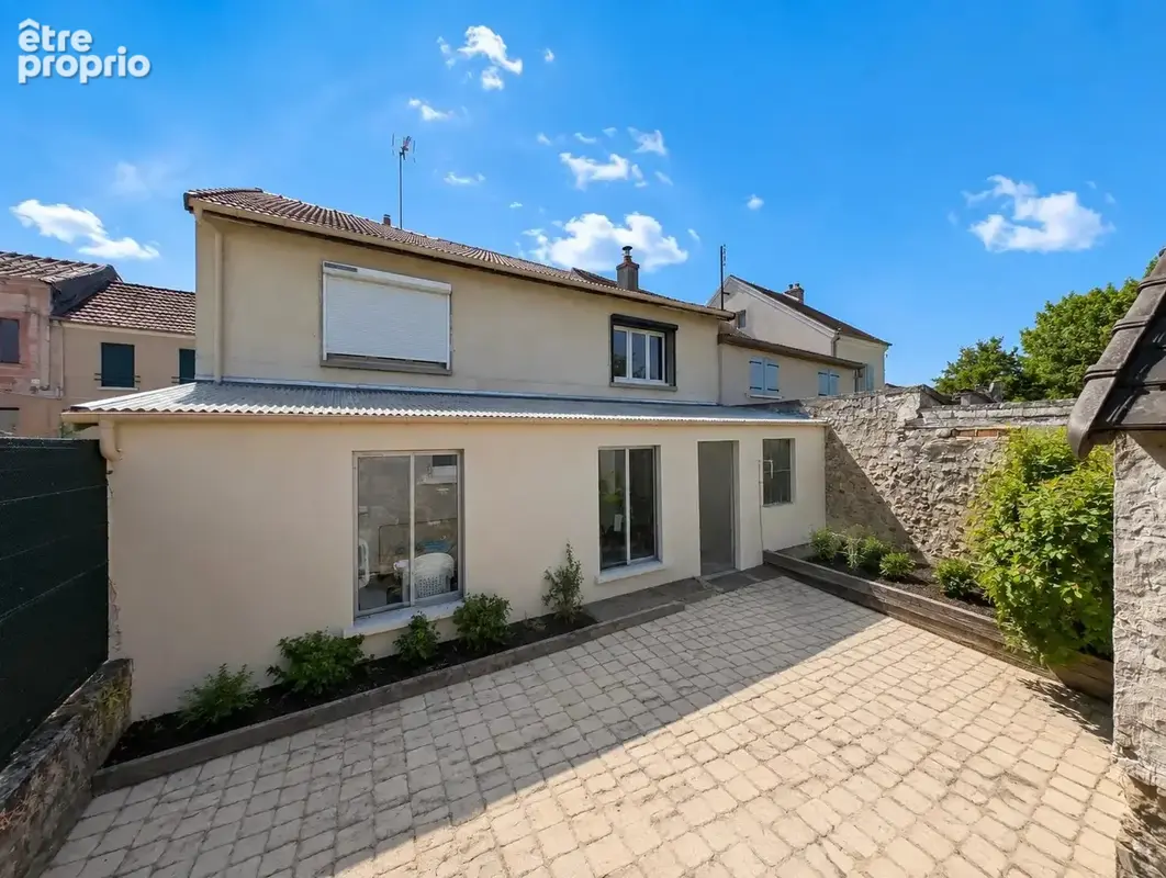Maison à COULOMMIERS