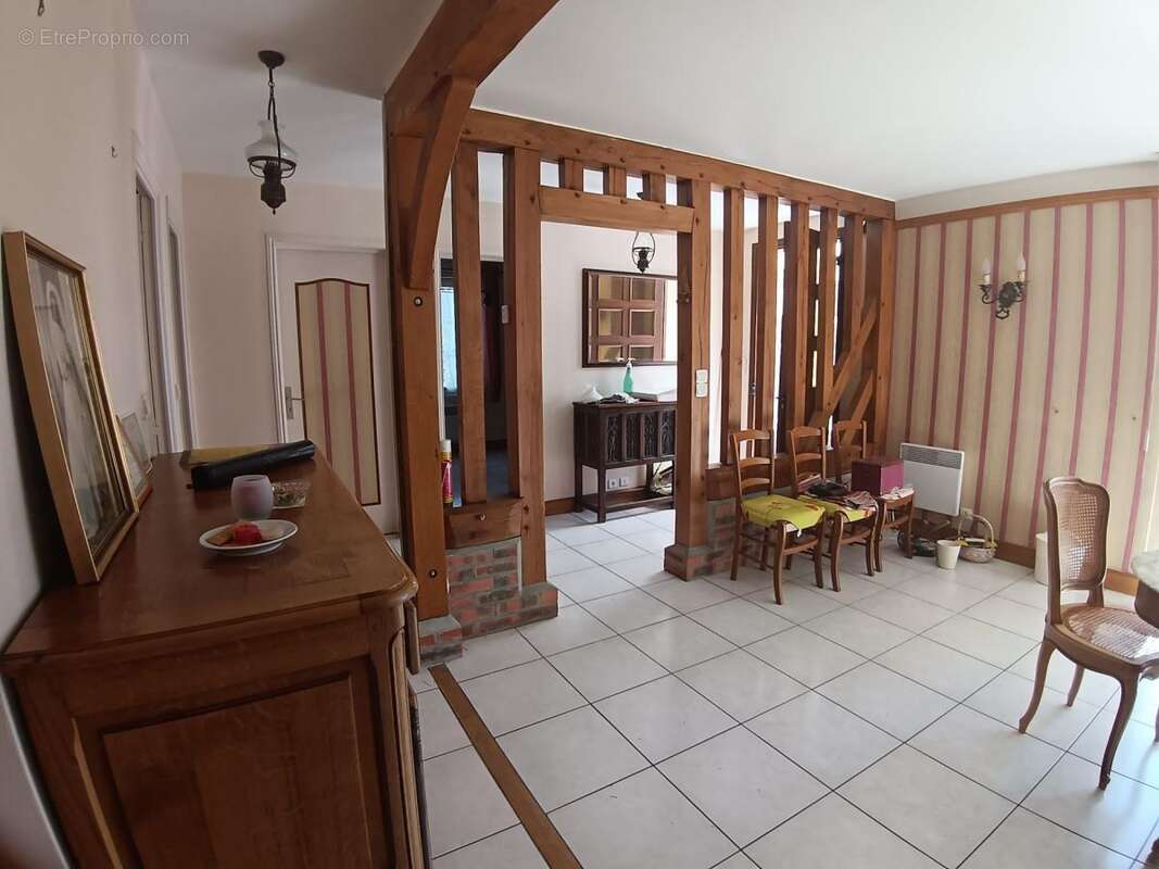 Maison 114 m² à Mezidon-Canon  - photo 4