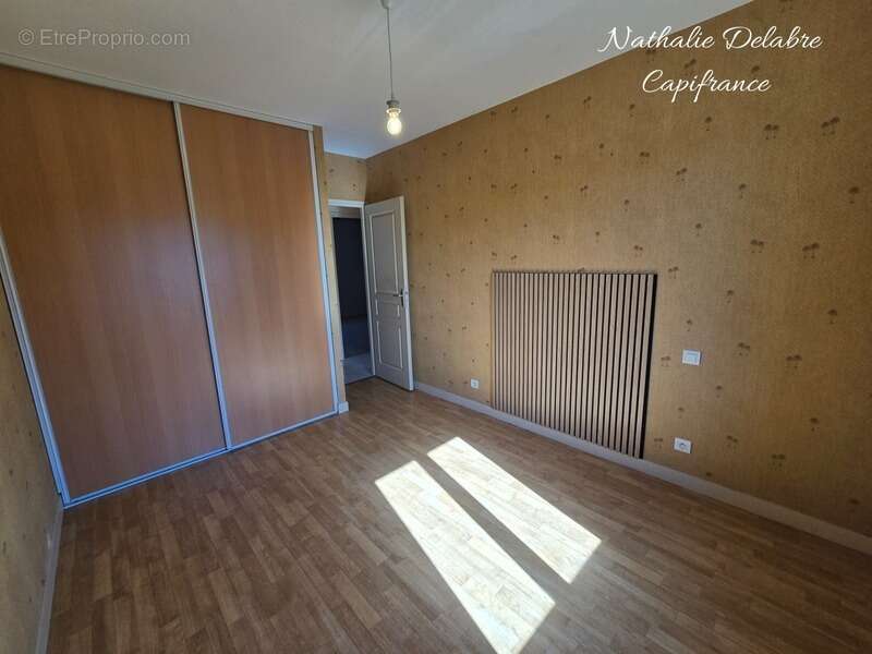 Maison à vendre 5 pièces VOUILLE (79) - photo 8