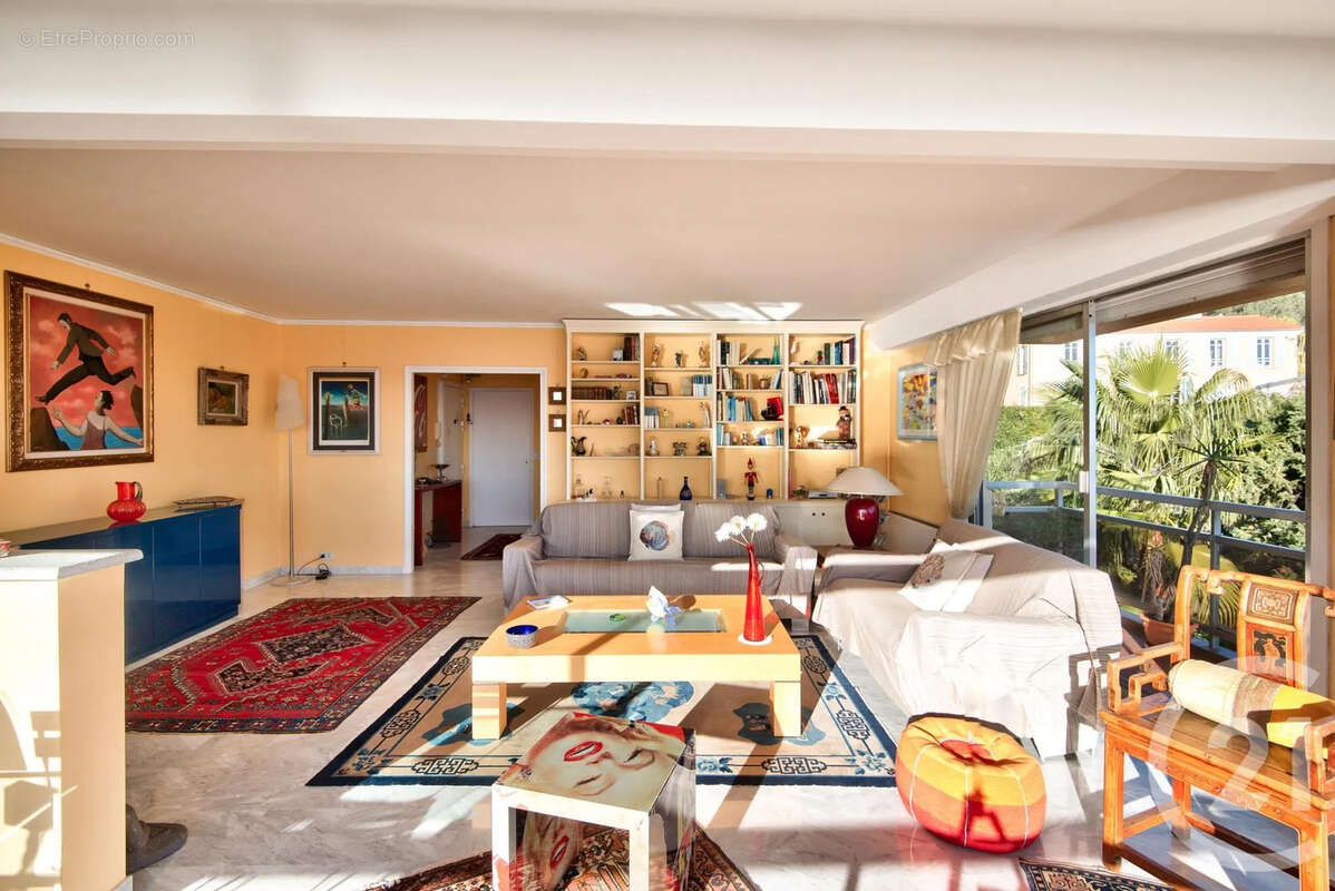 Appartement à VILLEFRANCHE-SUR-MER