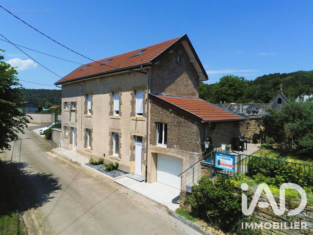 Photo 1 - Maison à CHARENCY-VEZIN