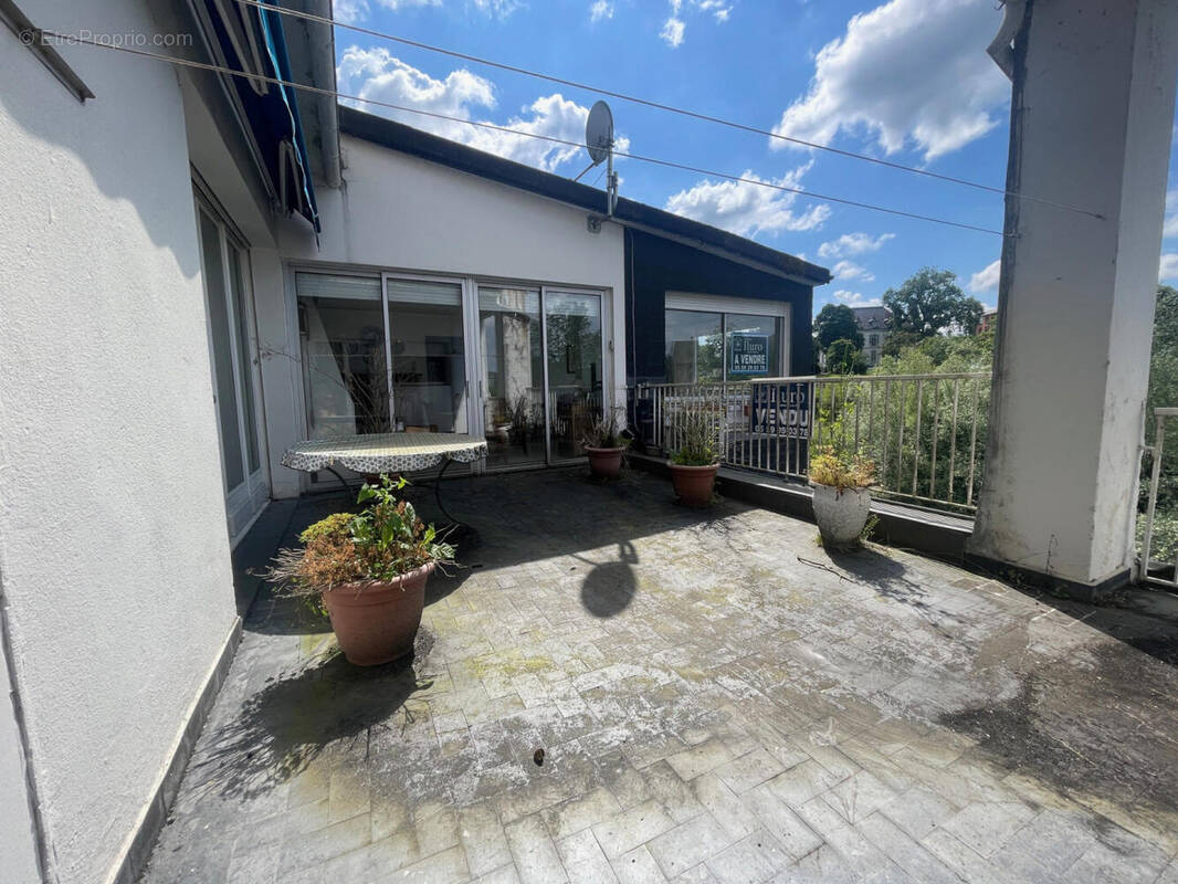 IMG_9830 - Commerce à OLORON-SAINTE-MARIE