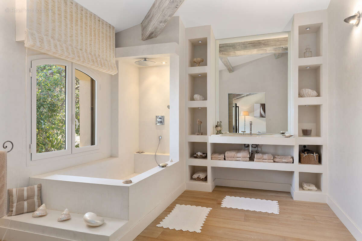 Maison à SAINT-RAPHAEL