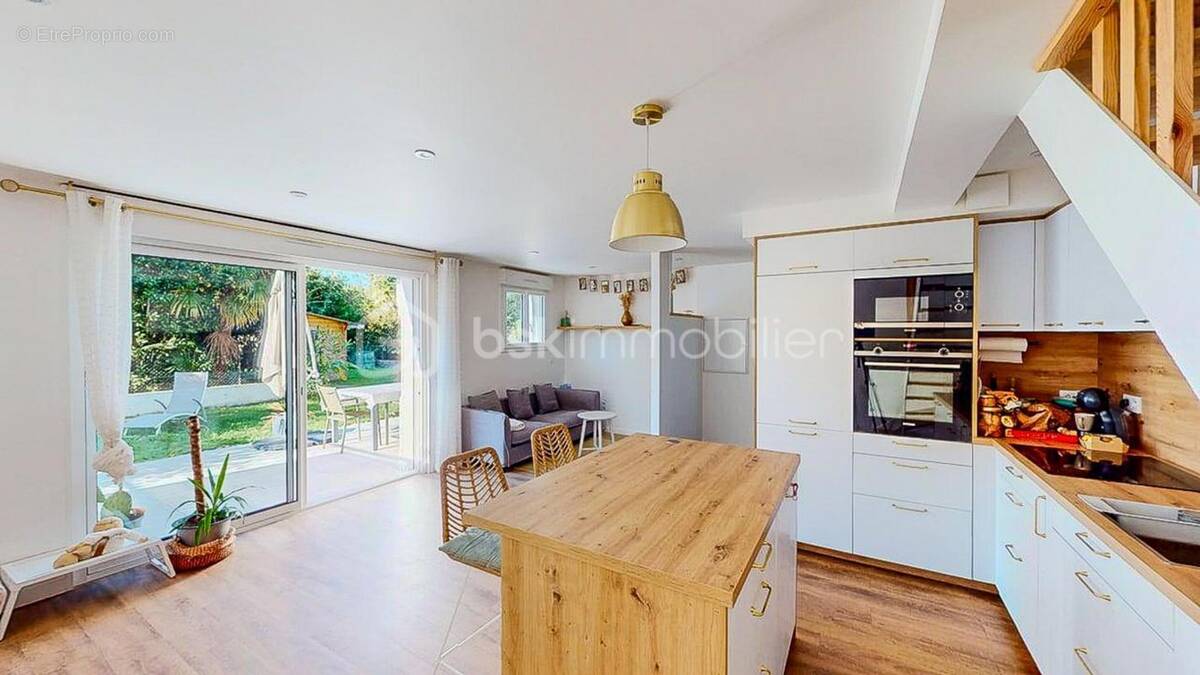 Appartement à CAMBO-LES-BAINS