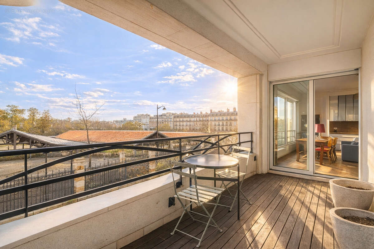 Appartement à PARIS-15E